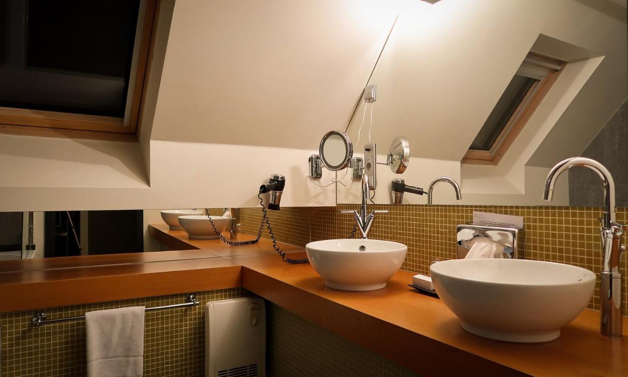 Hotel Van Eyck マースアイク エクステリア 写真