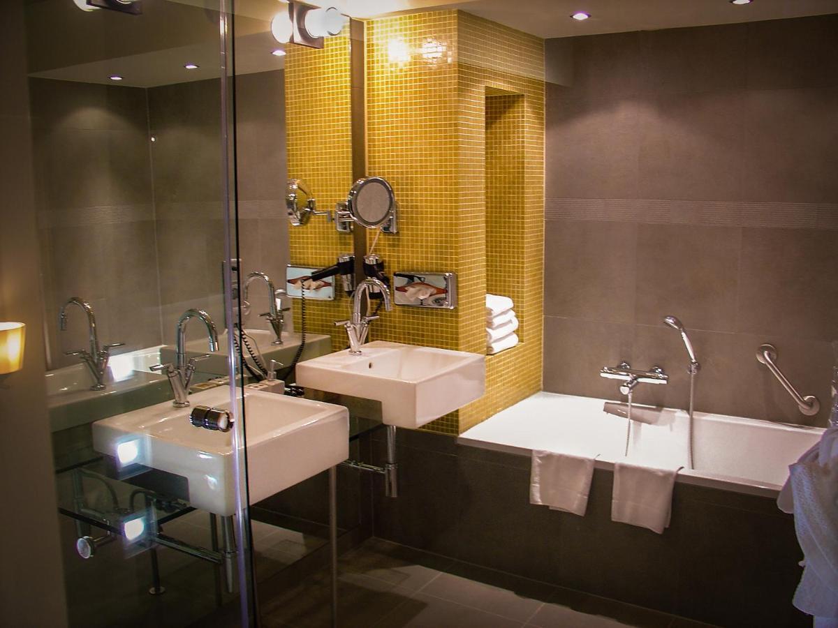 Hotel Van Eyck マースアイク エクステリア 写真